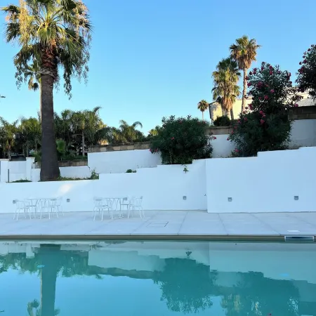 Helios Hotel