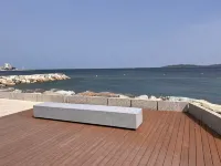Incredible sea view-beach 300m away-pool-parking-fully renovated-2 bedrooms