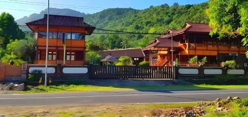 Hotel Besar Bulan Baru - Senggigi Hotels in Malaka