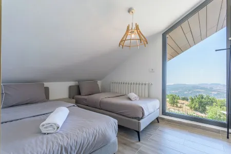 Faqra -2BR Hideaway Отели в г. Mazraat Kfar Dibiane