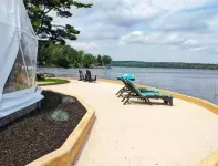 Luxury lakefront dome with private beach, close to nature and town! Hotels in Lunenburg