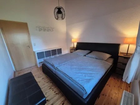 Red Swedish house pet friendly! Отели в г. Хазелюнне