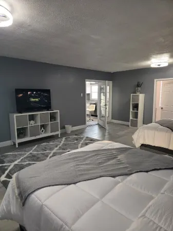 Charming & Cozy 1-bedroom apartment newly renovated in Linthicum Heights.