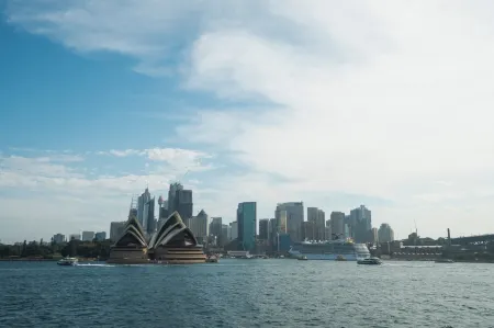 Luxe Waterfront Opera & Harbour Views. Best in Syd Отели в г. Kirribilli