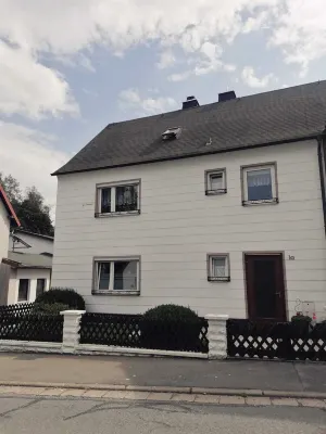 Your feel-good vacation home: cozy, fully equipped, modern. Hotels in Bischofsgrun