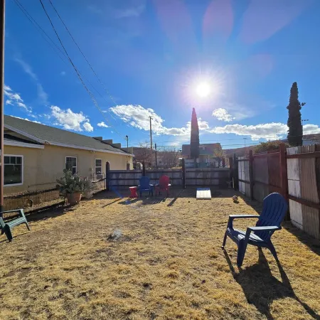 Artsy&Historic 3BR+3BA On site parking! No Stairs!