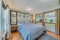 Charming 1-bedroom house with WiFi, AC in lovely Snohomish Hotels in Cathcart