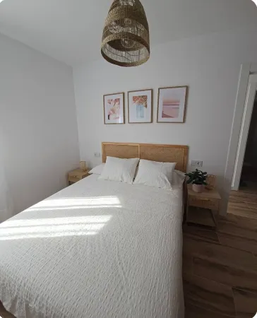 Apartamentos Aires DEL Cabo. Poniente Отели рядом с достопримечательностью «Camping Albergue Tau»