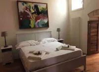 Stylish Historical Townhouse