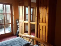 Cozy vacation apartment with large balcony. Mountain view included. Hotels in Pfronten