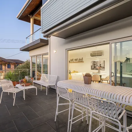 Designer Luxury 3brd - Epic Views - South Perth