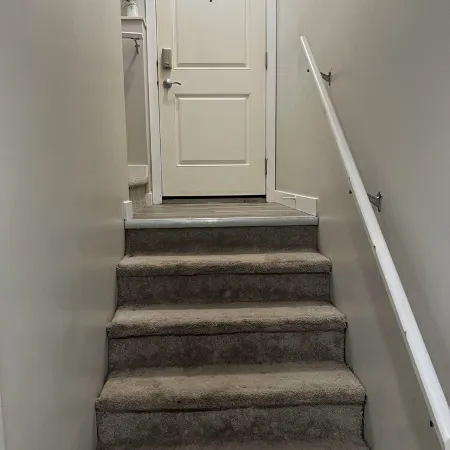 Cozy Suite – Private Entrance, Fast Wi‑Fi & Smart TV – Family & Pet‑Friendly