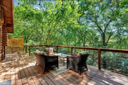 Cabin Sweet Cabin - Modern Log Cabin @ Beaver Lake W/Hot Tub