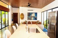 Los Padrinos Compound @Surf City + AC + Pool + Wifi #1 Hotels in Caserio Hacienda San Alfonso