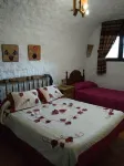 Self catering Cueva El Monterón for 5 people
