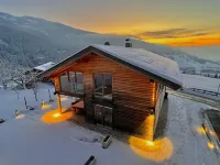 Chalet with mountain view & sauna ski-in ski-out Hotels in Gemeinde Pill