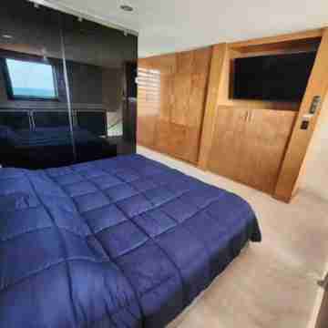 Beachfront amazing apartment Rooms