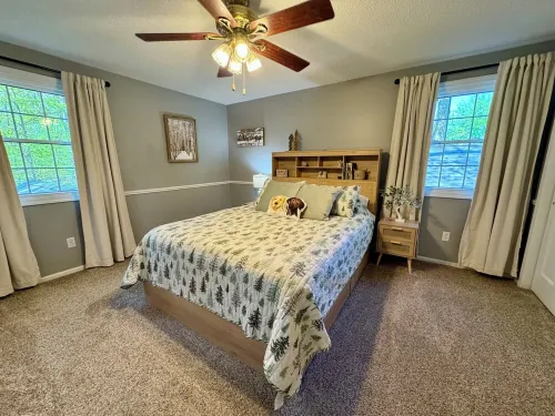 The Big Blue House – Spacious Bryan Retreat w/Game Room & Dog-Friendly Yard Hotels in Williams County