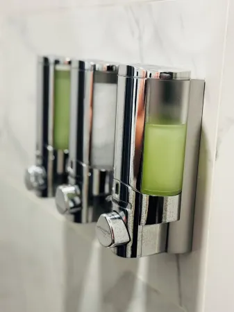 Chic studio with WiFi and AC in cool Tampa Отели в г. Ситрэс-Парк