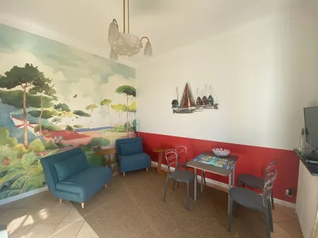 Beach, city and comfort: just a stone's throw from it all!