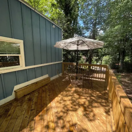 Fabulous Tiny House with AC in charming Seneca