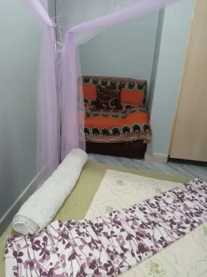 Cozy 2-bedroom family friendly apartment in a secure environment in Jinja City. Hotels in 