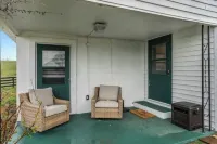 Jockey Suite at Sugar Hill Farm