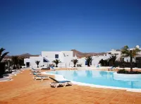 La Vela Vacation Accommodations with balcony Hotels in Puerto Calero