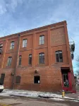 The 1901 Loft - Heart of Old Colorado City, walking distance to everything