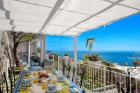 Villa Teresea: 3BR/3BA + Garden •Just steps from the beach-On the Main Road - Villas