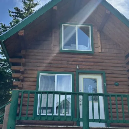 Chenik Cabin, Homer Floatplane Lodge