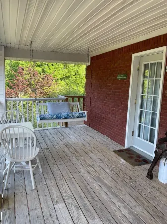 Country Sweethearts Private Studio Отели в г. Камден