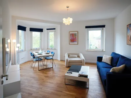 Stylish apartment on the edge of the Bismarck district Отели в г. Крефельд
