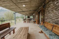 Luxury Getaway in Klein Karoo 2-bedroom at Buffelsklip Game Farm in Van Wyksdorp Hotels in Ladismith