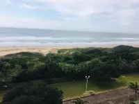 Afsaal Holiday Letting with beautiful beach views Hotels in Amanzimtoti