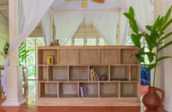 Peaceful Retreat with a Lush Garden & Open-Air Patio Hotels in Pajangan