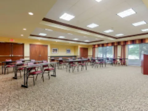 คอมฟอร์ทสวีทส์ ชาร์ลสตัน เวสต์แอชลีย์ โรงแรมในชาร์ลสตัน