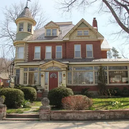 The Butchart Estate: heritage mansion by Georgian Bay