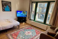 Seven Sisters Muse Hotels near Harringay