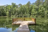 Lakefront Hamilton Cabin w/ Dock & Fire Pit! - parking
