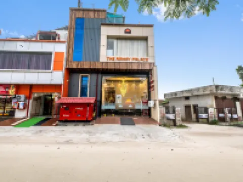 Hotel the Ramay Palace Hotels in Ayodhya