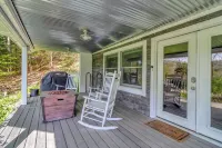 Stratton; 8 Min! Swimming, 2 Min. Pet Friendly