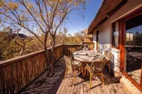 Mhondoro Safari Lodge & Villa