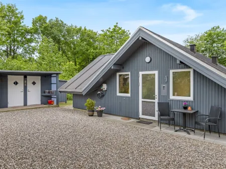 "Asulf" - 31km from the Sea