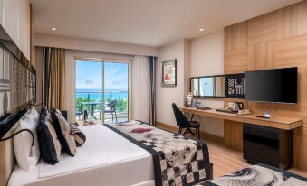 Delphin Imperial Lara