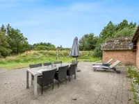 "Hedi" - 900m from the Sea