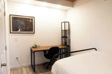 The Pinecone House- EV Charger+Dog Friendly+Views!