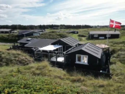 "Aruna" - 200m from the Sea Hotels in Lokken