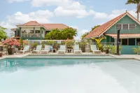 Hôtel Frégate Bleue - Pool