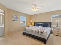 6 Bed, 2 Suites, Pool, Spa, Games Room #800 6 Bedroom Villa Hotels in Davenport
